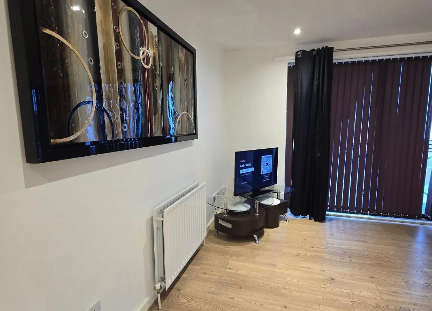 Ocean Wharf Apartment London