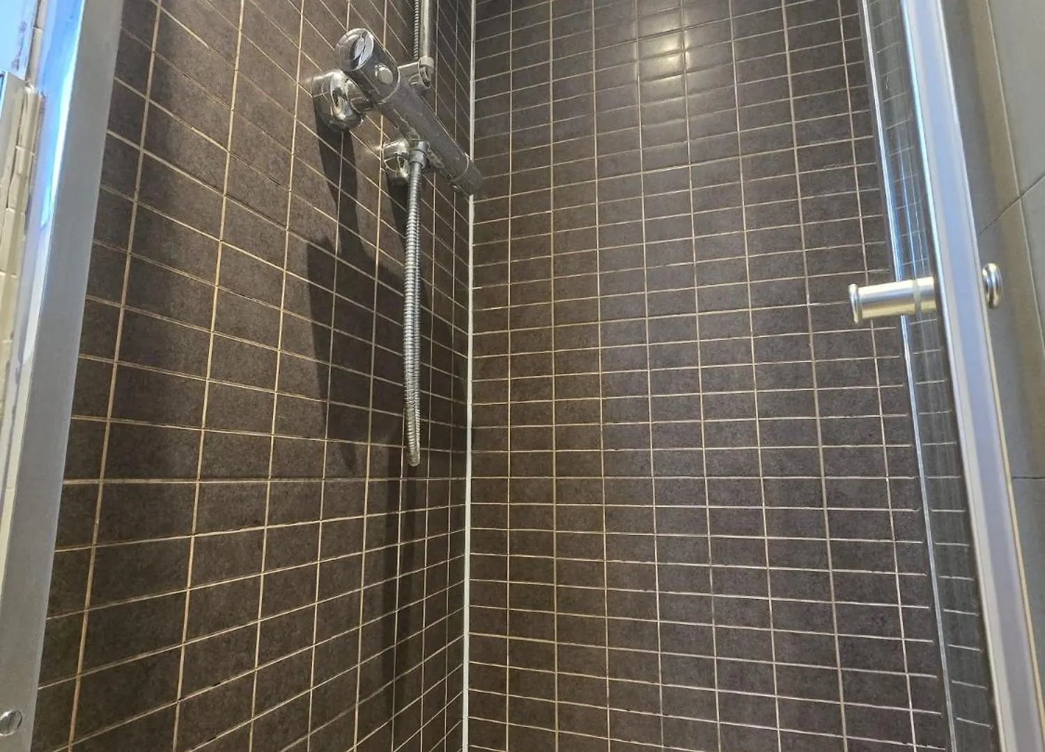 Ocean Wharf Apartment London