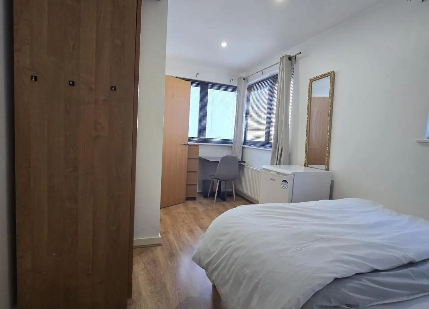 Ocean Wharf Apartment London 0*,  United Kingdom
